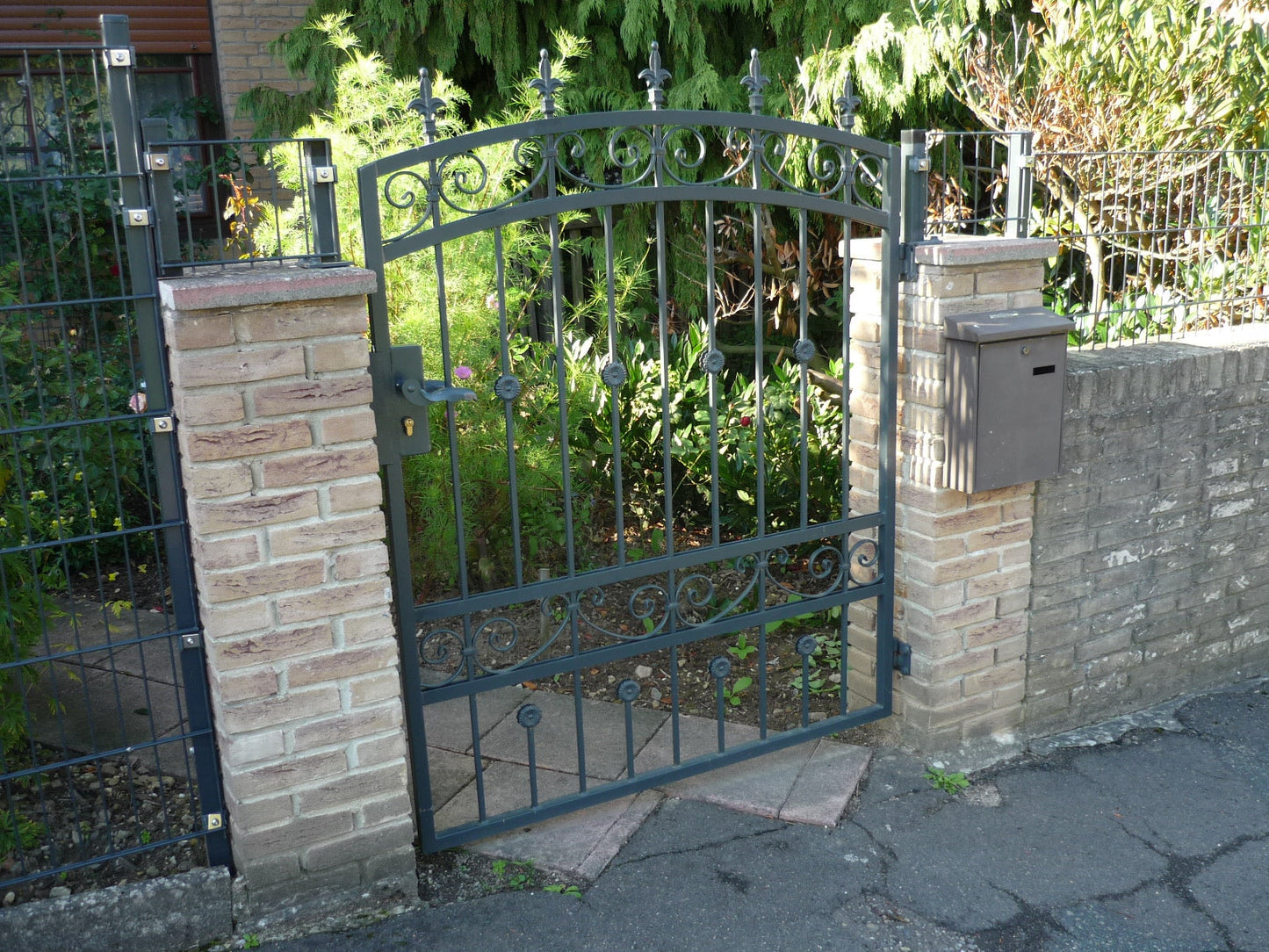 Hoftor aus Schmiedeeisen ''Köln''