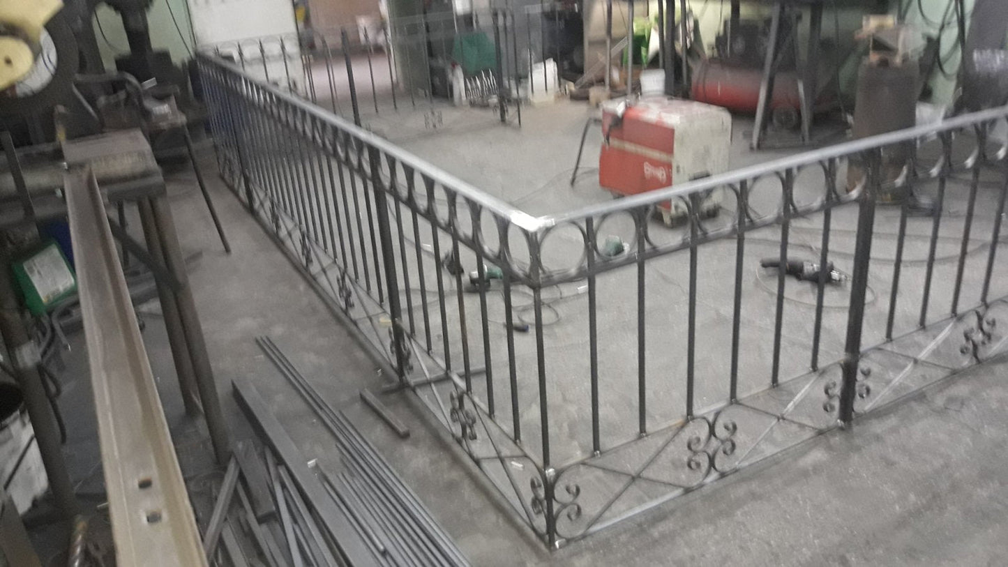 29 Wrought iron railing "Liverpool"