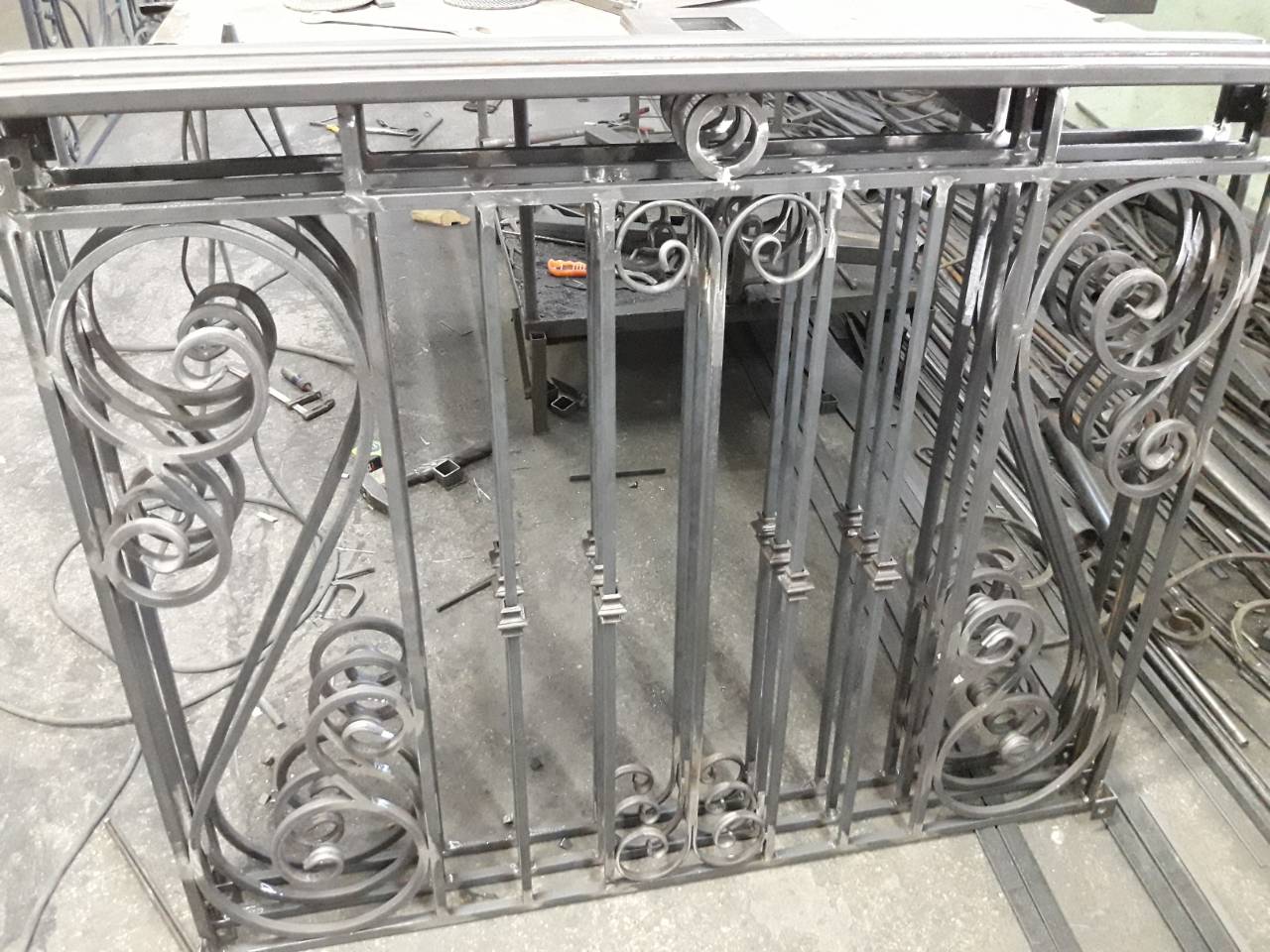 Französische Balkone aus Schmiedeeisen - Schmiedeeisen Profi