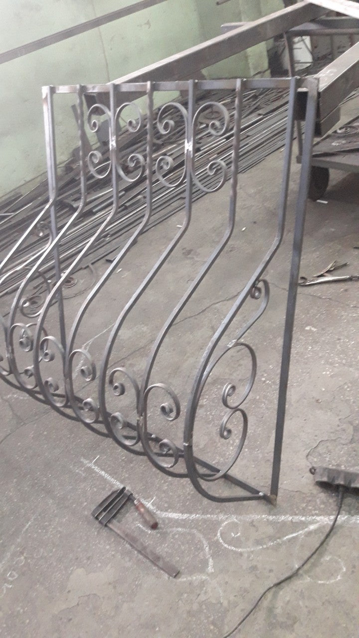 Französische Balkone aus Schmiedeeisen - Schmiedeeisen Profi