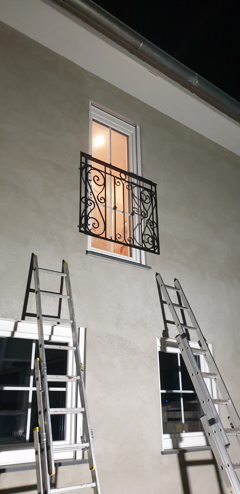 Französische Balkone aus Schmiedeeisen 