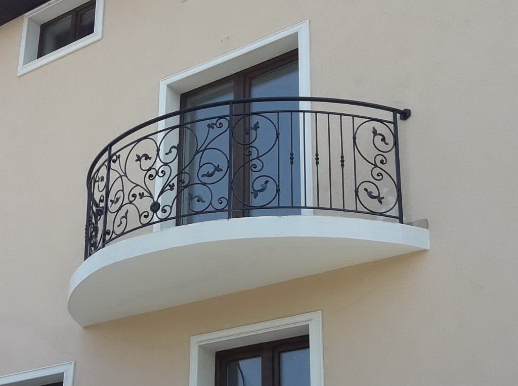 13 Wrought iron railing ``Prestbury``