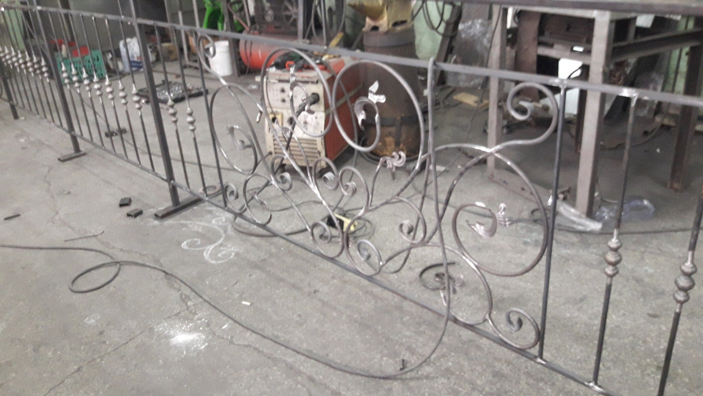 13 Wrought iron railing ``Prestbury``