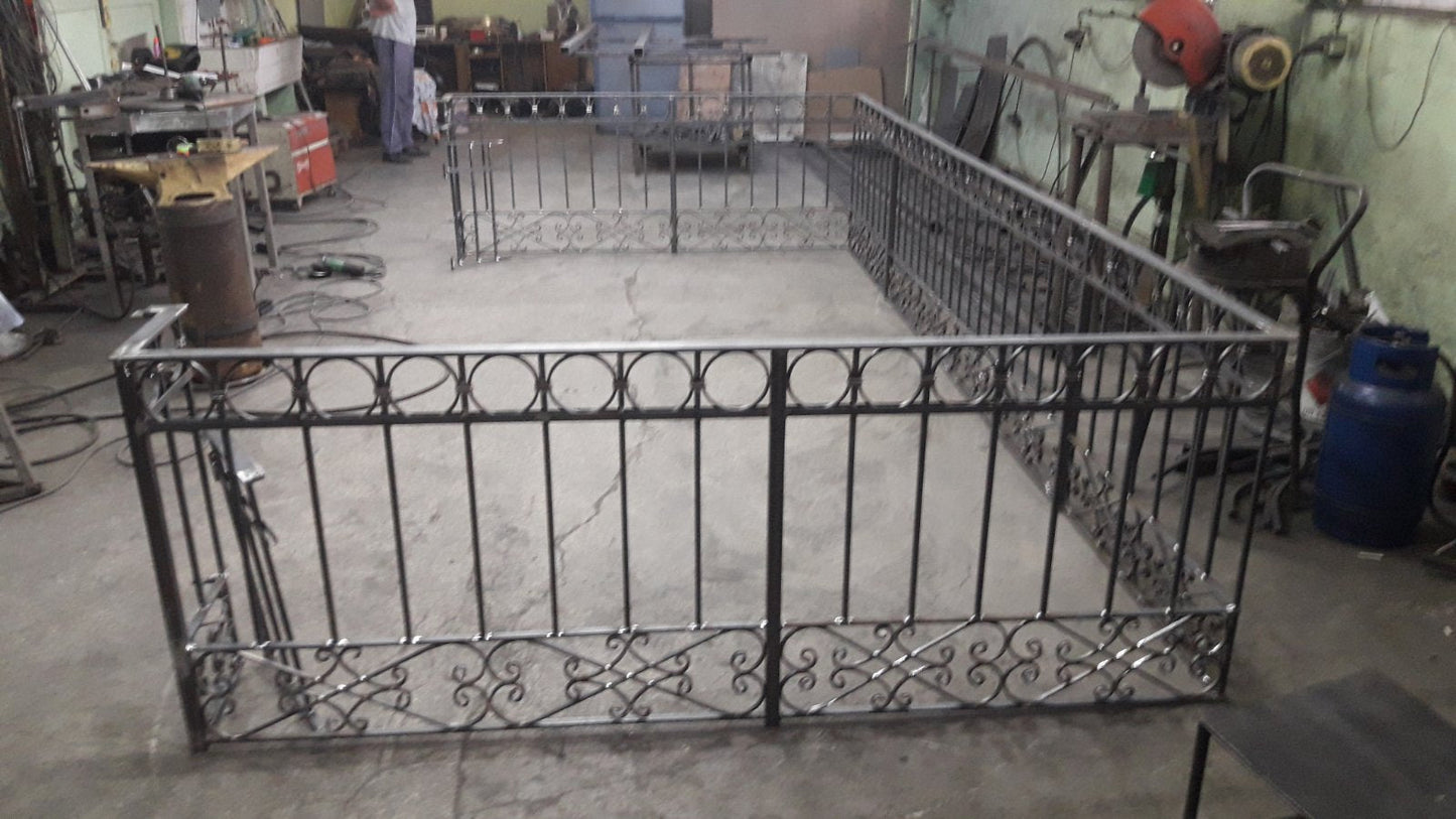 29 Wrought iron railing "Liverpool"