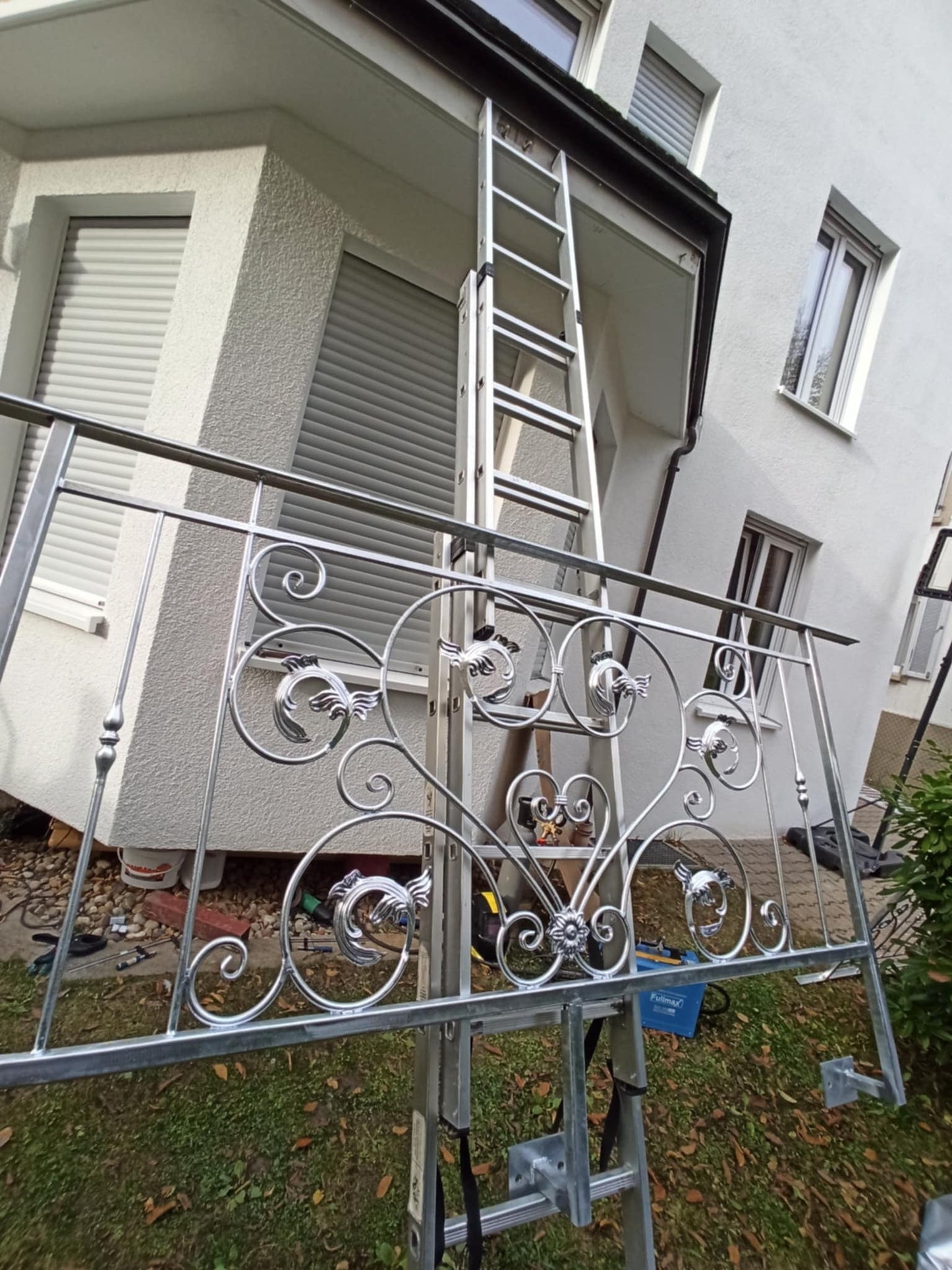 13 Wrought iron railing ``Prestbury``